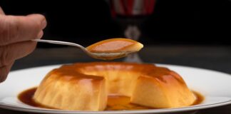 La crème caramel de ma grand-mère : un doux voyage dans le temps crème caramel